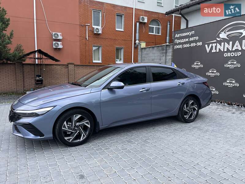Седан Hyundai Elantra 2024 в Виннице