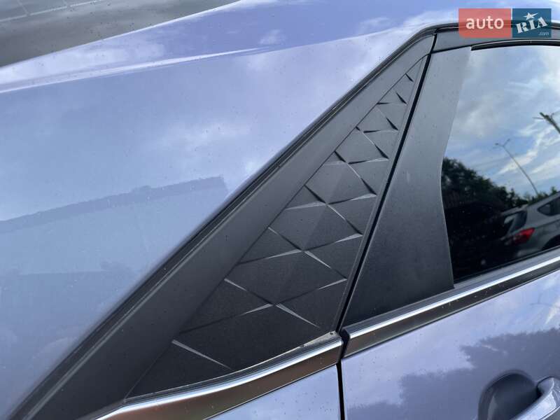 Седан Hyundai Elantra 2024 в Виннице