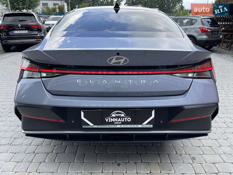 Седан Hyundai Elantra 2024 в Виннице