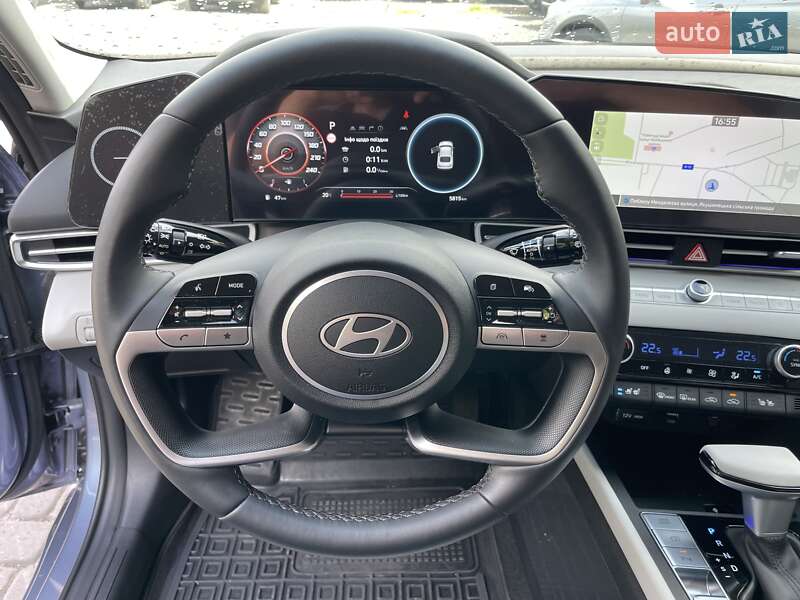 Седан Hyundai Elantra 2024 в Виннице