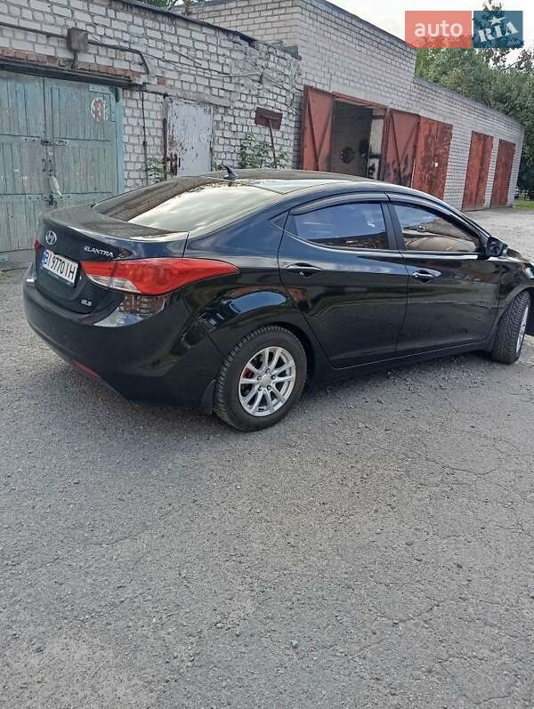 Седан Hyundai Elantra 2012 в Кременчуге