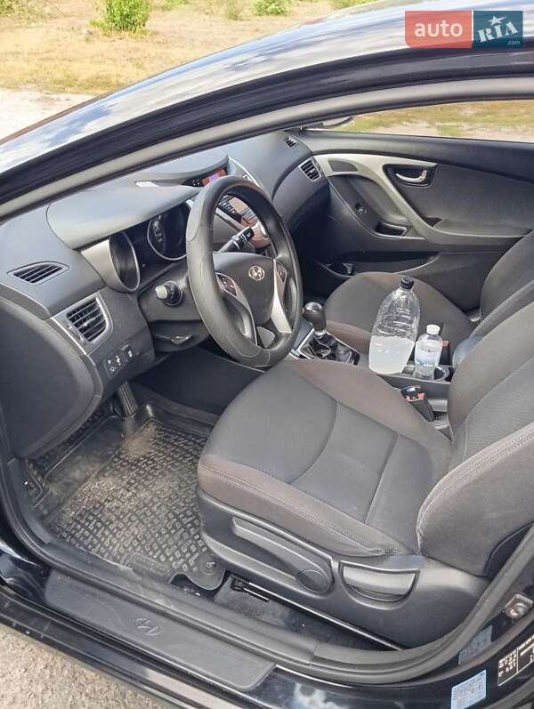 Седан Hyundai Elantra 2012 в Кременчуге