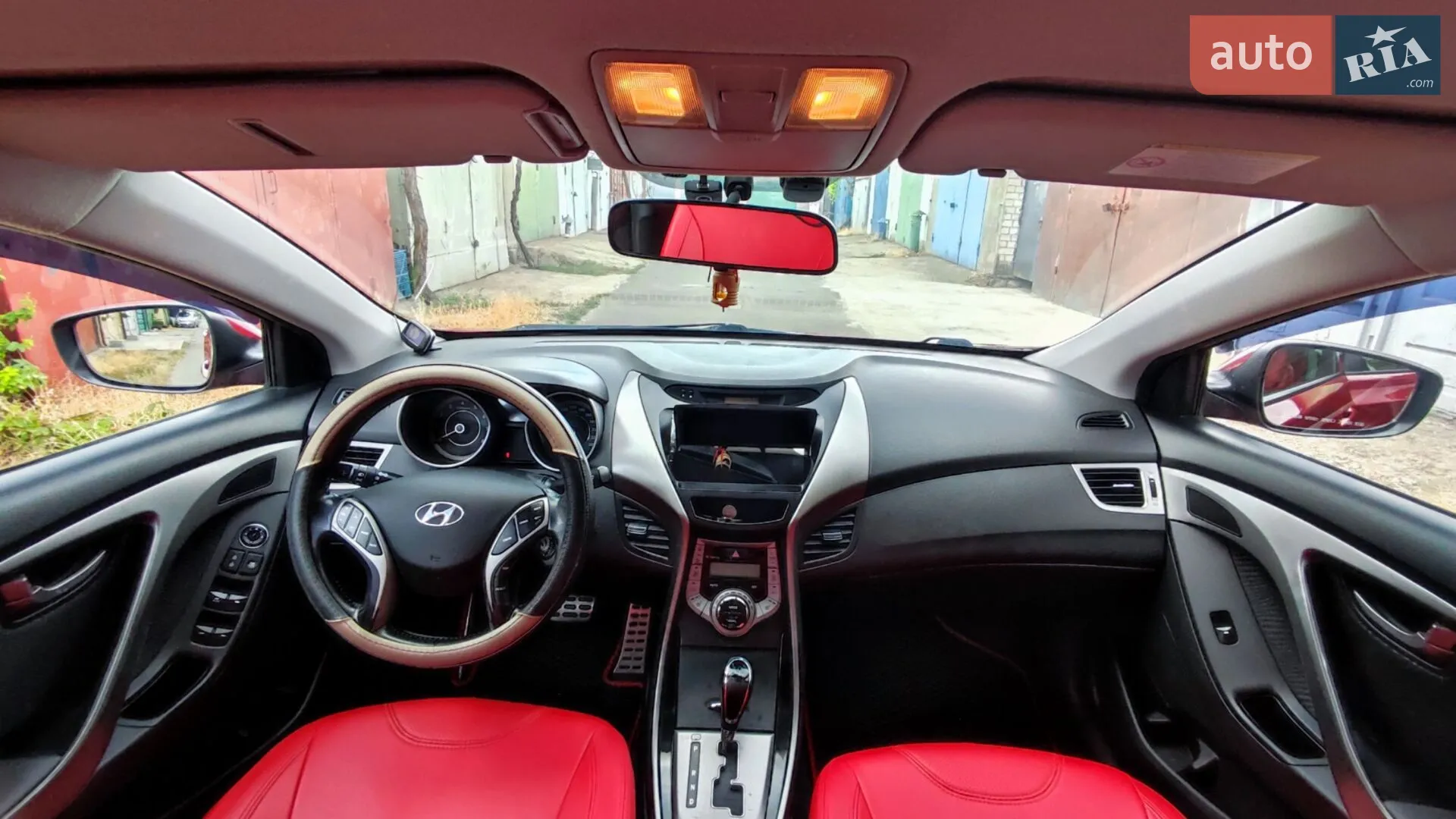 2013 Hyundai Elantra - мініатюра 12