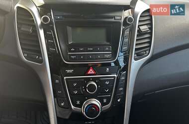 Хэтчбек Hyundai Elantra 2014 в 
