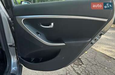 Хэтчбек Hyundai Elantra 2014 в 