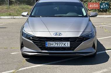 Седан Hyundai Elantra 2022 в Одессе