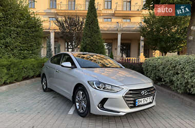 Седан Hyundai Elantra 2016 в Одесі