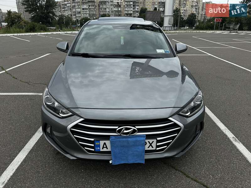 Hyundai Elantra 2017