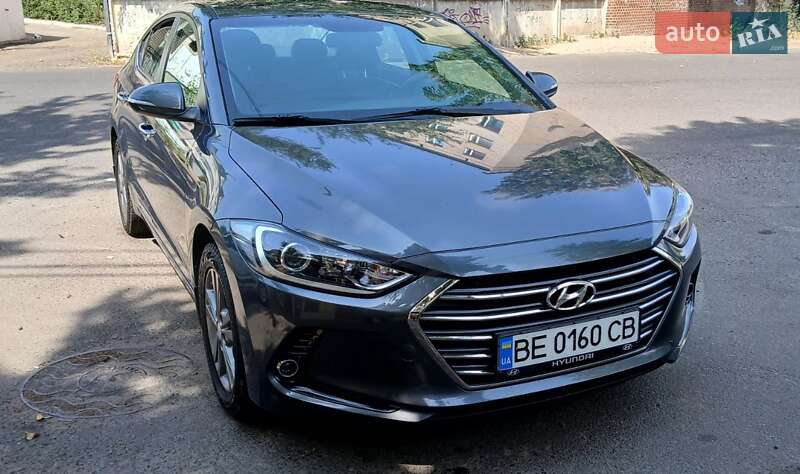 Hyundai Elantra 2017