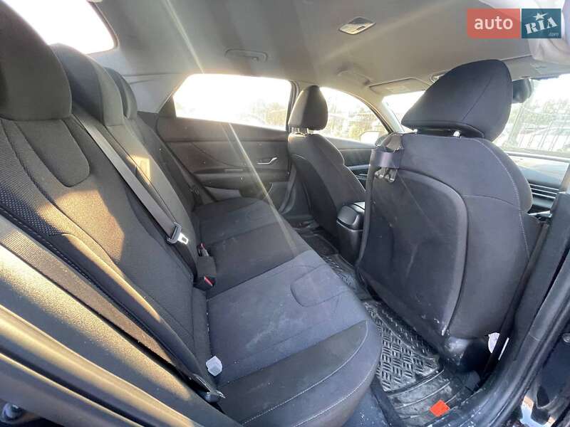 Седан Hyundai Elantra 2021 в Києві