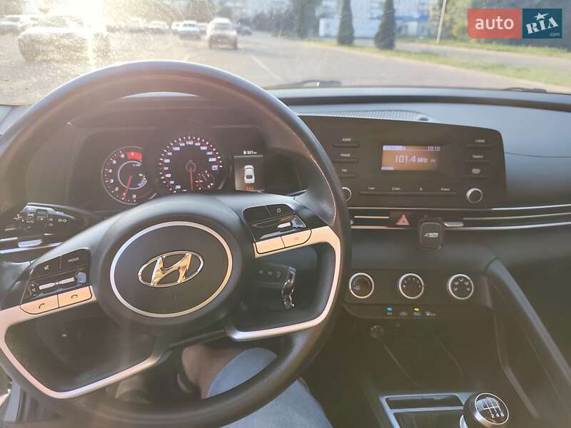 Седан Hyundai Elantra 2020 в Сумах