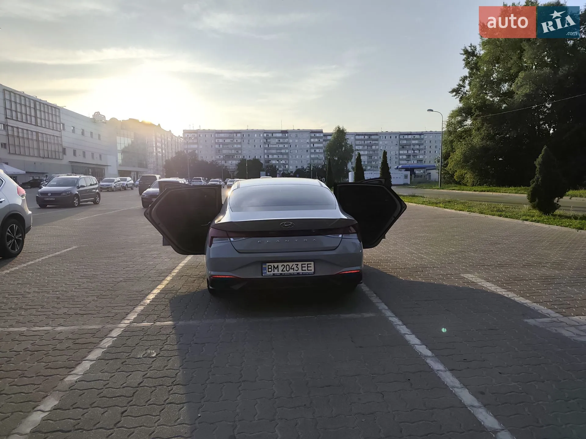 2020 Hyundai Elantra - мініатюра 12