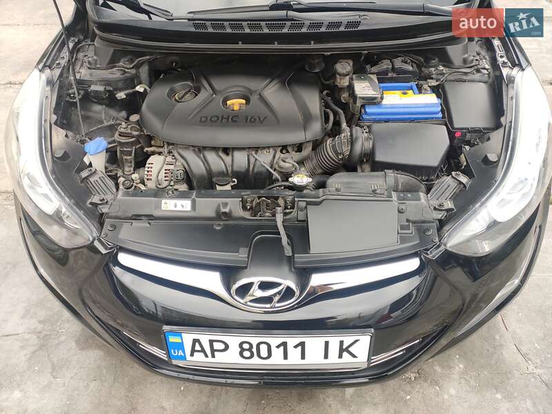 Седан Hyundai Elantra 2014 в Запорожье