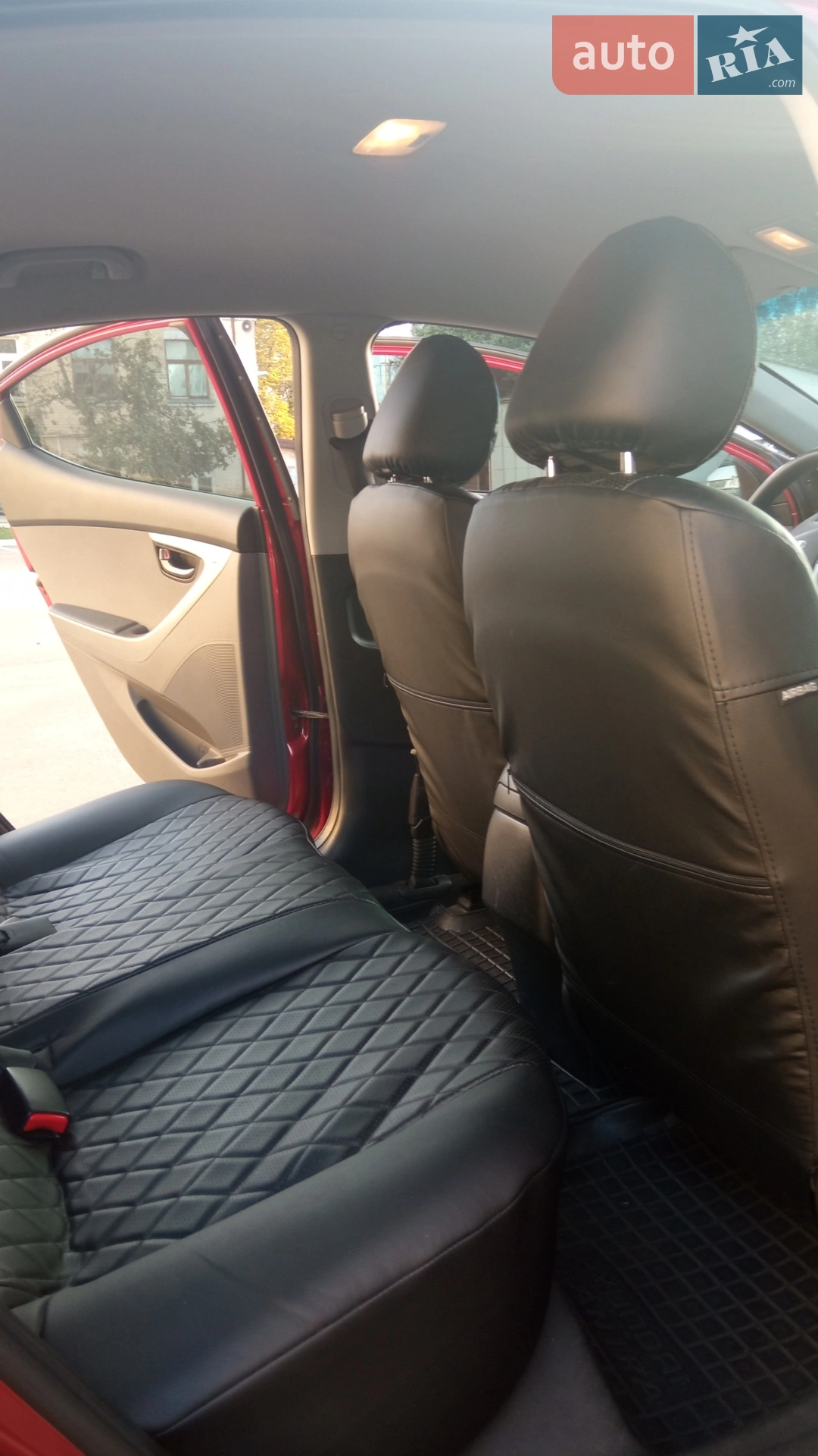 2015 Hyundai Elantra - мініатюра 8