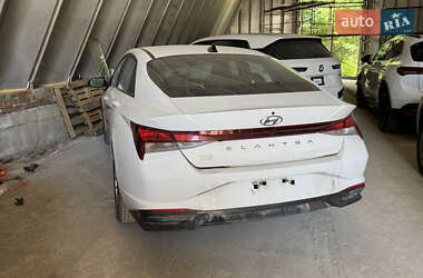 Седан Hyundai Elantra 2022 в Киеве