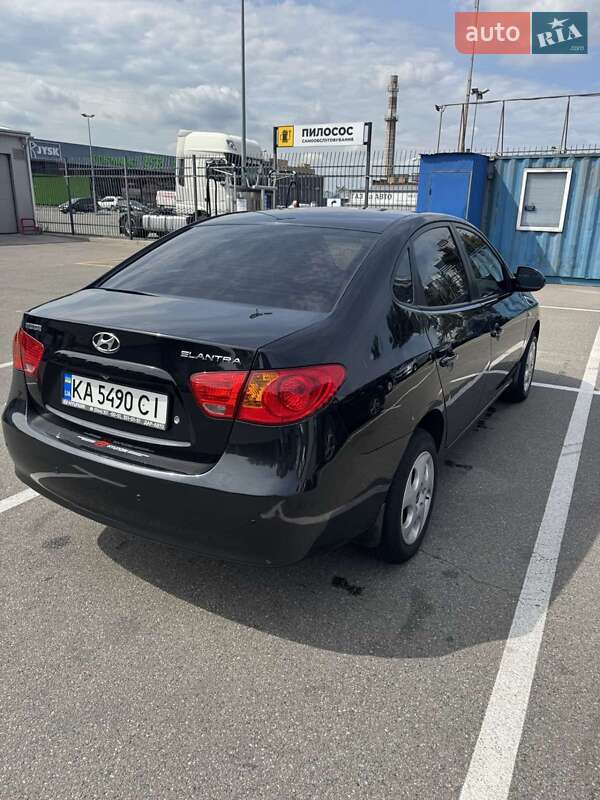 Hyundai Elantra 2008