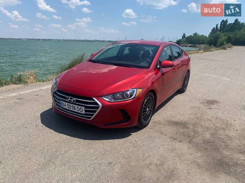 Hyundai Elantra 2017