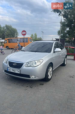 Седан Hyundai Elantra 2007 в Новомосковську