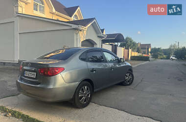 Седан Hyundai Elantra 2010 в 