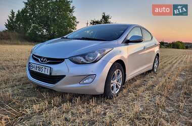 Седан Hyundai Elantra 2011 в Ананьїві