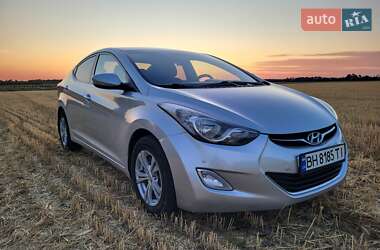 Седан Hyundai Elantra 2011 в Ананьїві