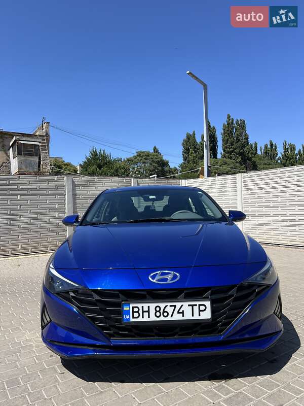 Седан Hyundai Elantra 2021 в Одессе