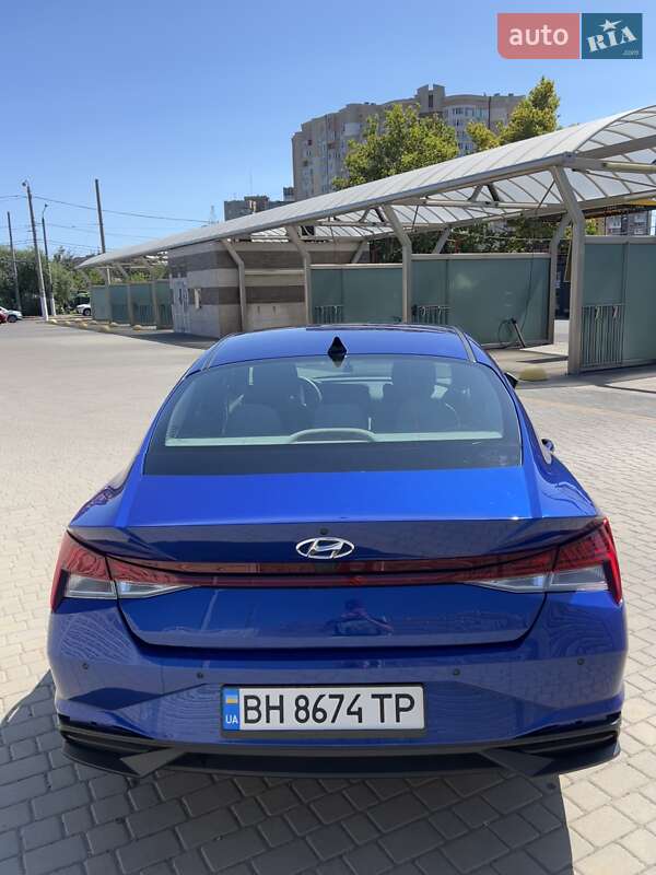 Седан Hyundai Elantra 2021 в Одессе