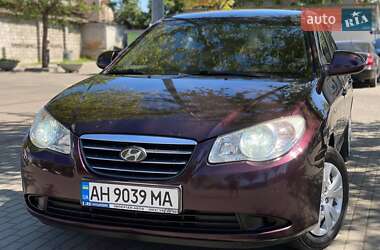 Седан Hyundai Elantra 2008 в Днепре