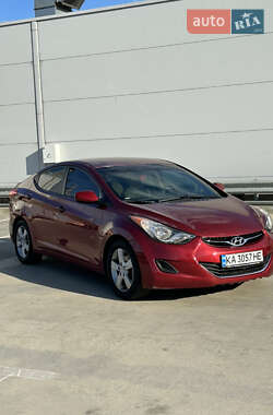 Седан Hyundai Elantra 2013 в Киеве