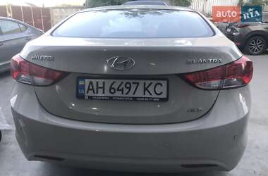 Седан Hyundai Elantra 2011 в Києві