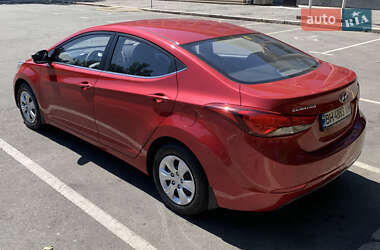 Седан Hyundai Elantra 2014 в 