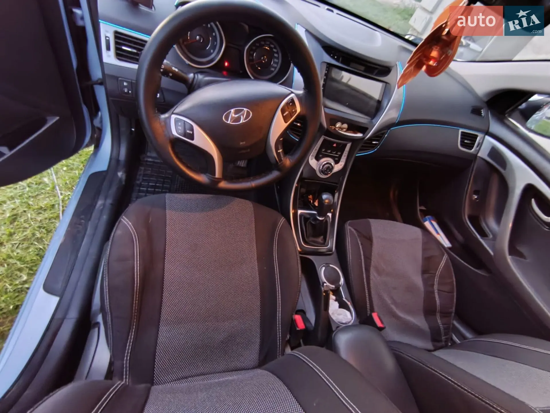 2012 Hyundai Elantra - мініатюра 6