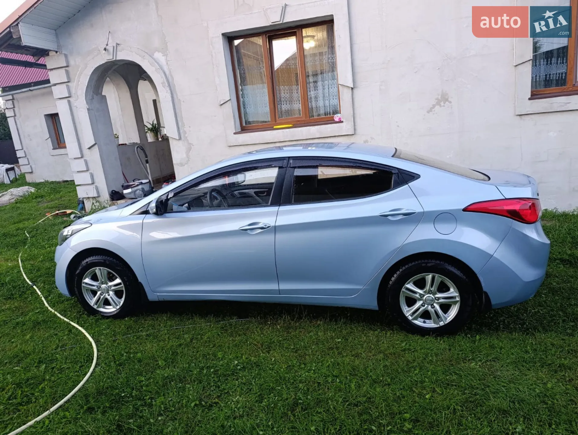 2012 Hyundai Elantra - мініатюра 9