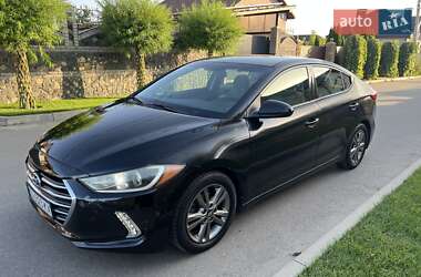 Седан Hyundai Elantra 2017 в Киеве