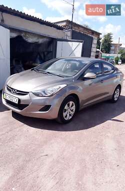 Седан Hyundai Elantra 2013 в Овруче