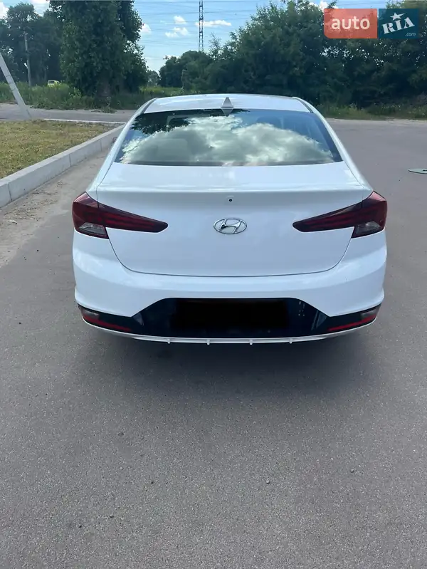 Hyundai Elantra 2018 VIN 5NPD84LF8KH409290 фото оголошення 11 з 61