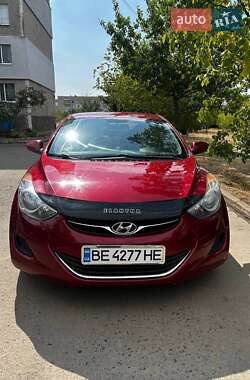 Седан Hyundai Elantra 2013 в Вознесенську