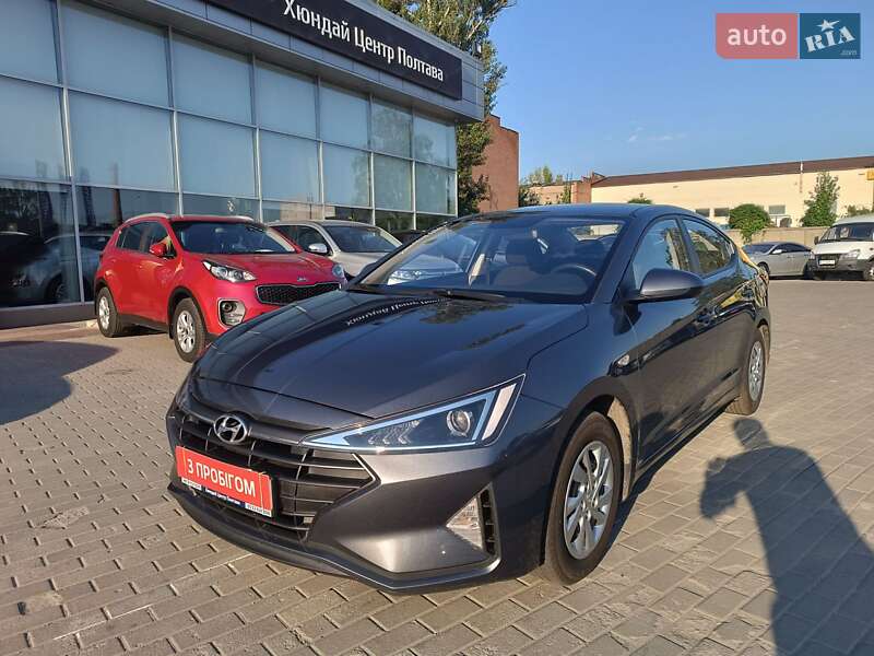 Седан Hyundai Elantra 2019 в Полтаве
