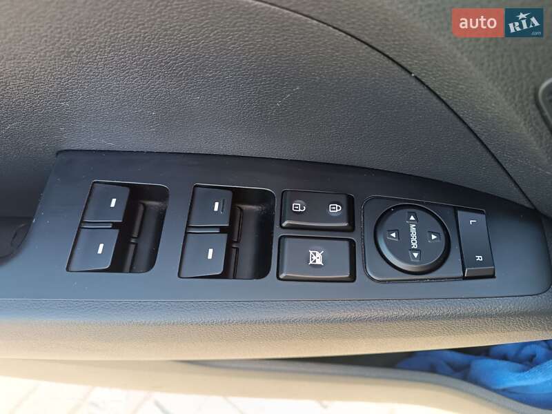 Седан Hyundai Elantra 2019 в Полтаве