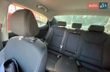 Седан Hyundai Elantra 2013 в 