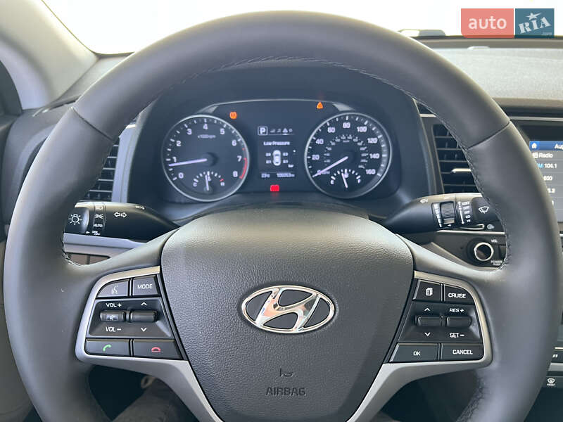 Седан Hyundai Elantra 2016 в Николаеве фото 10 Седан Hyundai Elantra 2016 в Николаеве