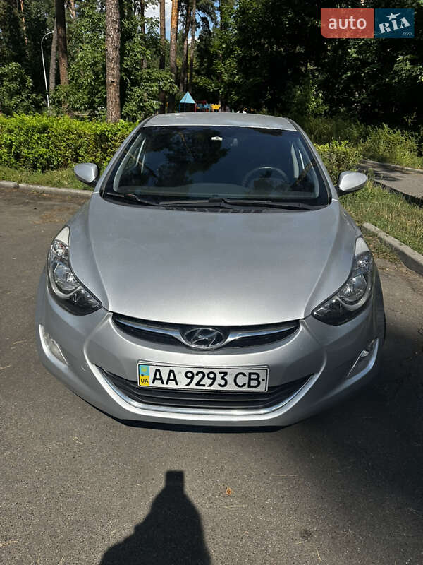 Седан Hyundai Elantra 2012 в Киеве фото 2 Седан Hyundai Elantra 2012 в Киеве