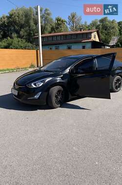 Седан Hyundai Elantra 2015 в Чернигове
