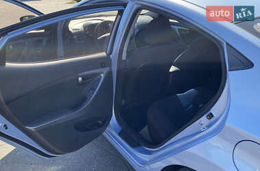 Седан Hyundai Elantra 2013 в 