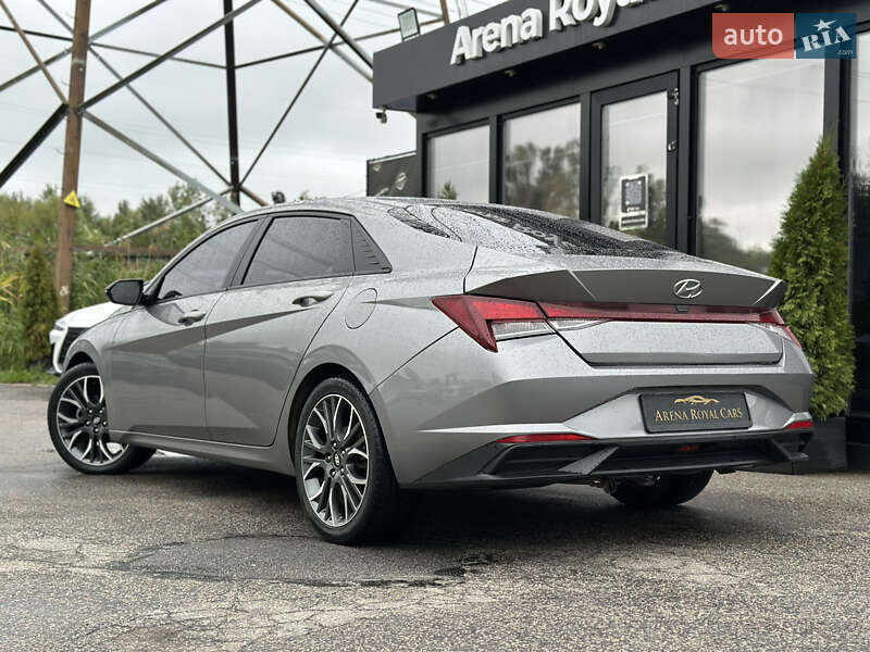 Седан Hyundai Elantra 2021 в Харкові