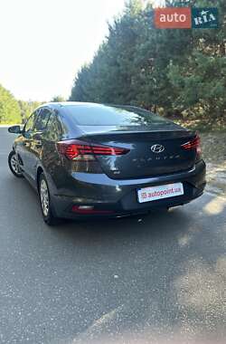 Седан Hyundai Elantra 2020 в 