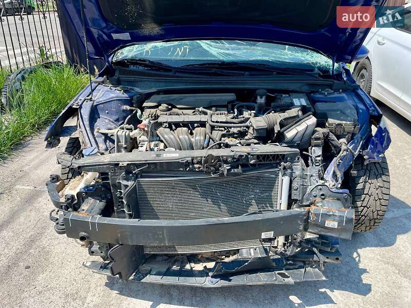 Седан Hyundai Elantra 2020 в Киеве