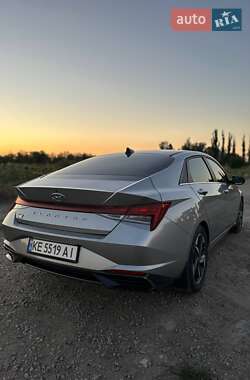 Седан Hyundai Elantra 2020 в Кривом Роге