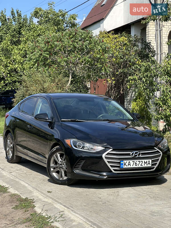 Hyundai Elantra 2016