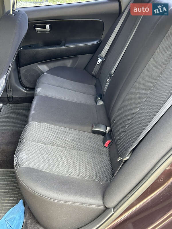 Седан Hyundai Elantra 2008 в Прилуках